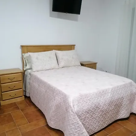 Hostel Encostas Do Douro-3